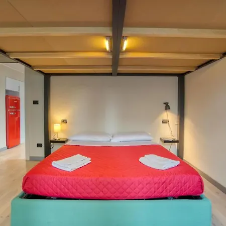 Galileo Loft - F1 & Centro Apartment